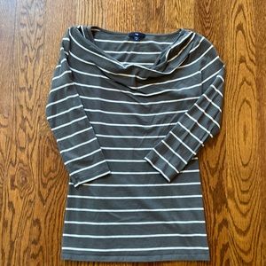 Gap 3/4 sleeve cowl neck striped top